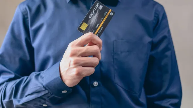 Charge, Debit oder Revolving: Kreditkartentypen im Vergleich