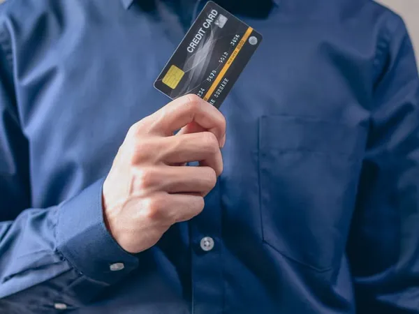 Charge, Debit oder Revolving: Kreditkartentypen im Vergleich