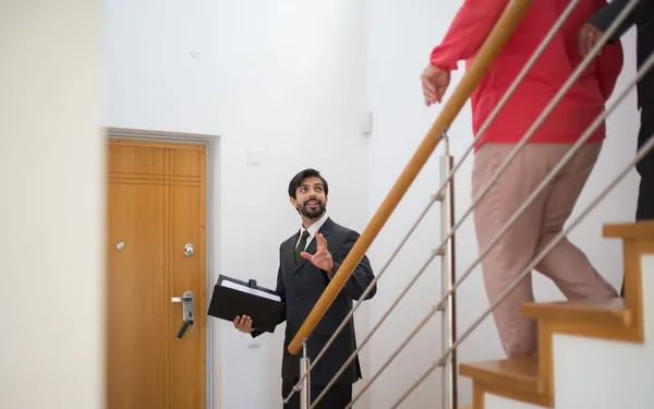 Maklerprovision: Wer beim Immobilienkauf was zahlt