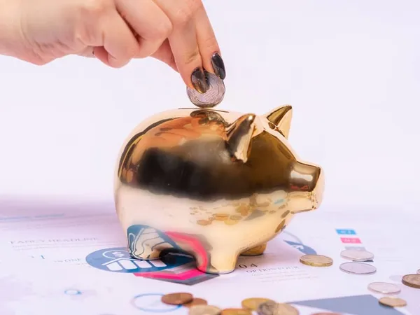 Tagesgeld oder Festgeld: Wo sich Sparen mehr lohnt